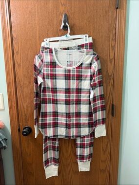 Women’s Christmas Long Sleeve Pajama Set Top M Bottoms L